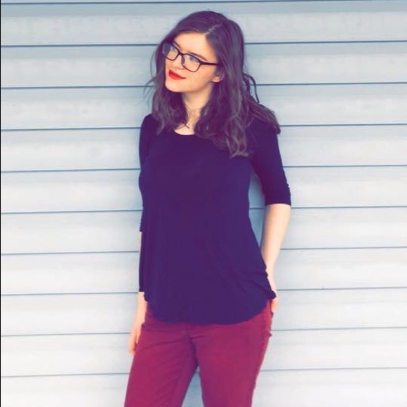 Meet your Posher, Jill - Picture 1 of 7